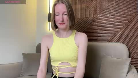 MonikaBos online show from May 17, 9:02 pm