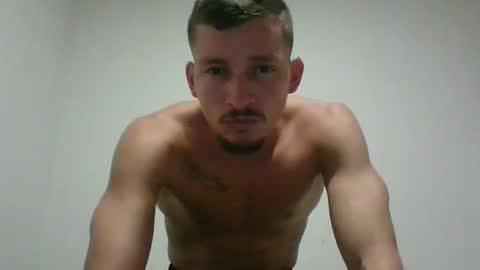 monito_hot17 online show from February 12, 3:54 am