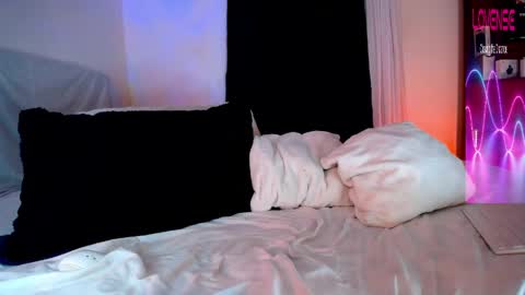 monnojones online show from May 10, 1:34 am