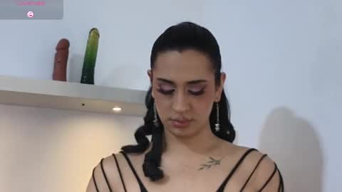 Monserrat Salvatore online show from March 2, 4:50 am