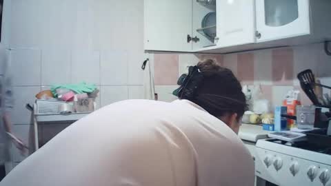 moodiemira online show from October 20, 8:14 pm