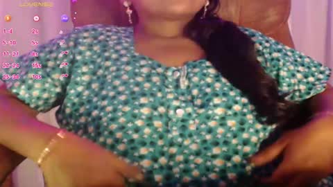 Snapshot of moody_maya chatting on September 12, 3:25 pm Maya online show from September 12, 3:25 pm