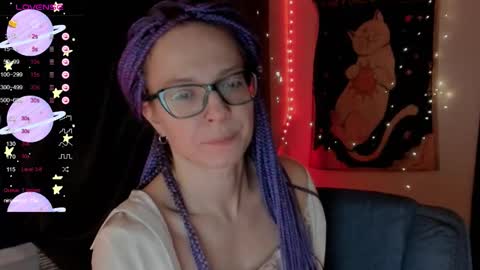 Snapshot of moon__girl chatting on September 29, 9:14 pm Roxy online show from September 29, 9:14 pm