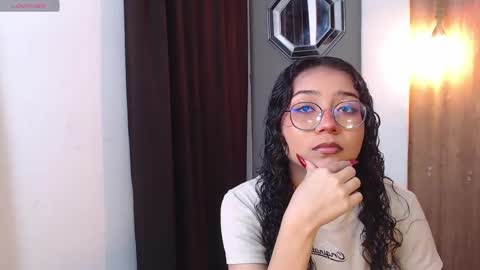 moon_and_fire_ online show from April 14, 5:22 am