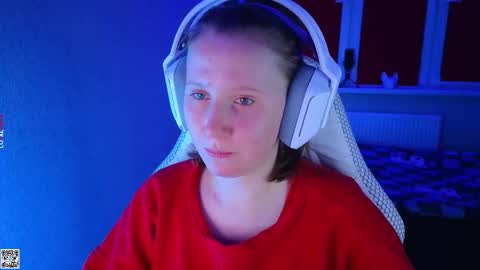 Lola online show from October 14, 3:48 pm