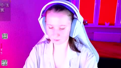 Lola online show from March 4, 12:02 pm