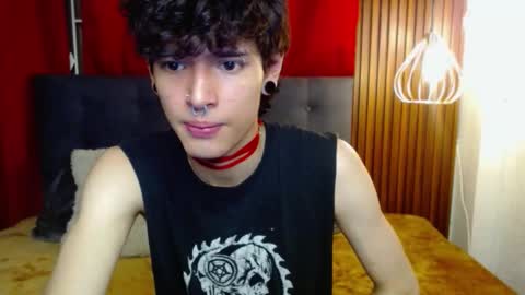 MOON AND ZUKO online show from March 1, 12:48 am