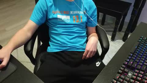 moonlighter7 online show from November 13, 1:41 am