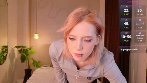 Asuna online show from February 5, 4:54 pm