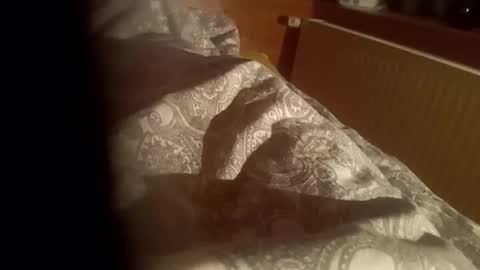 moos1 online show from February 6, 8:33 pm