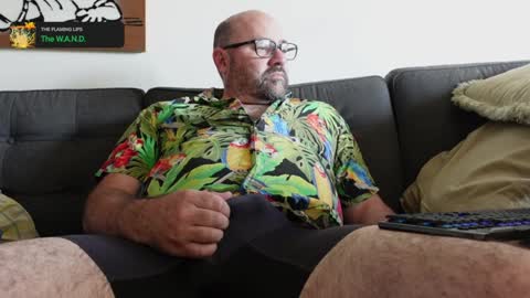 Ce nest pas Mordecai online show from December 10, 6:44 am