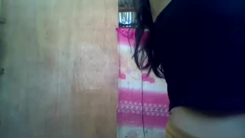 morenagirlpinay18 online show from April 12, 5:11 am