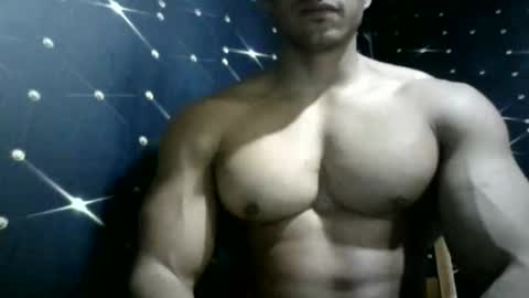 moreno1muscular online show from February 8, 10:19 pm