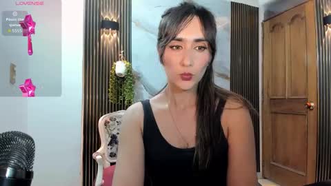 Moriah online show from November 12, 8:55 pm