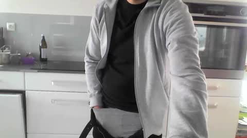 Snapshot of morningfunn chatting on January 6, 9:41 am morningfunn online show from January 6, 9:41 am