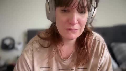 Mossy Mommy online show from April 12, 6:56 pm