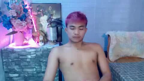 mostwantedtwink online show from May 26, 9:26 am