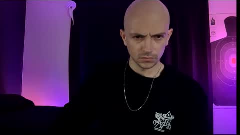 mount_vesuvius online show from December 3, 6:30 pm