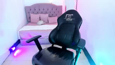 moussy_tay online show from July 7, 6:47 am