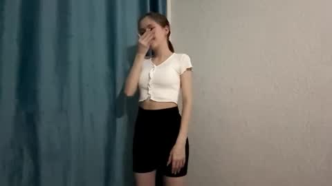 Jenny online show from November 27, 4:25 pm