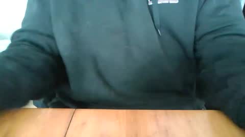 mr1bucket online show from March 1, 8:24 pm