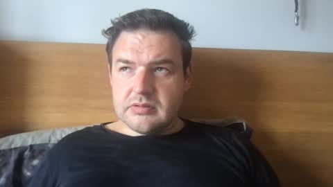 mr834565 online show from May 24, 9:49 am