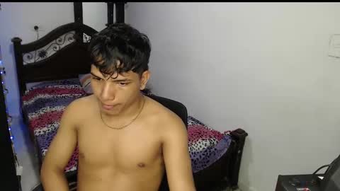 mr_cock_28 online show from January 29, 5:51 am