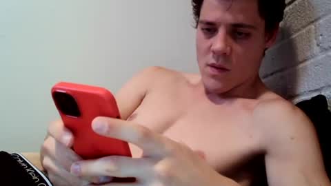 James online show from October 25, 9:04 pm