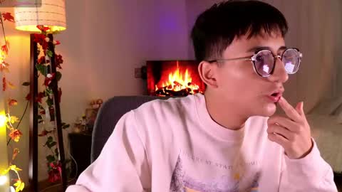 Snapshot of mr_evan1 chatting on February 17, 1:11 pm Mr Evans online show from February 17, 1:11 pm