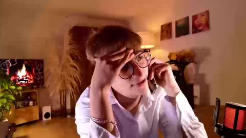 Snapshot of mr_evan1 chatting on September 12, 5:04 pm Mr Evans online show from September 12, 5:04 pm