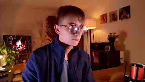 Snapshot of mr_evan1 chatting on September 10, 2:51 pm Mr Evans online show from September 10, 2:51 pm