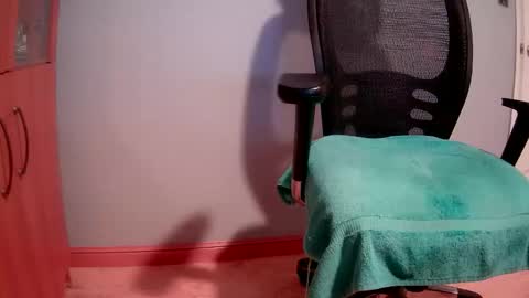 Fit and Fun....10 Hung online show from November 19, 11:36 pm