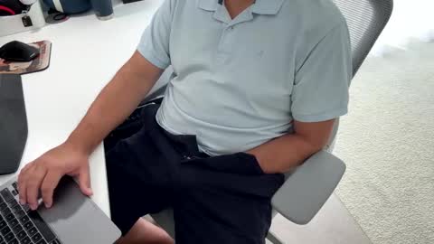 mr_hornyasfuck online show from November 26, 5:53 pm