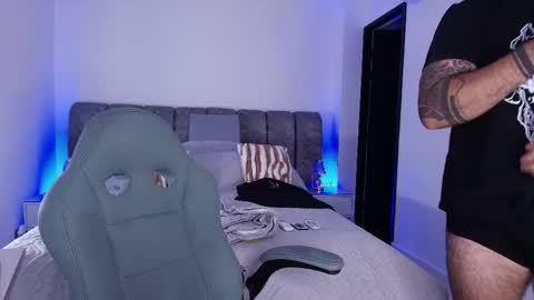 MIKEE online show from November 11, 3:09 am