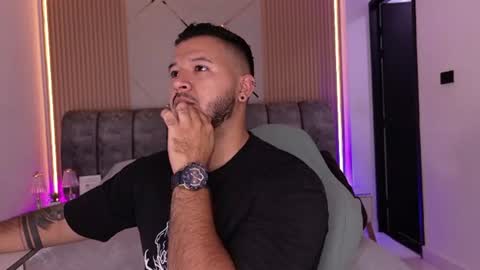 MIKEE online show from June 24, 3:13 am