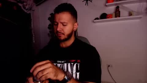 MIKEE online show from October 28, 3:07 am