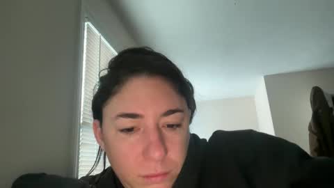 Mr  Mrs Glitter online show from February 7, 12:19 pm