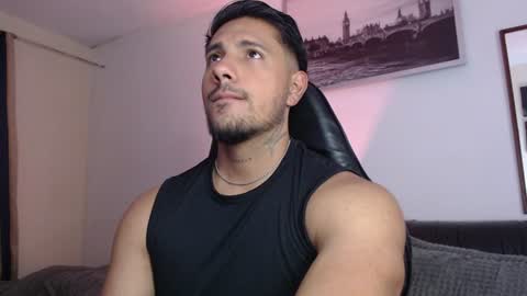 AARON online show from June 12, 10:36 am