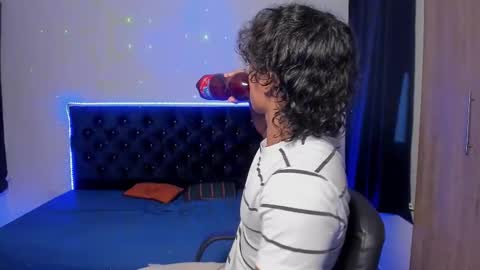 Diego online show from October 18, 8:13 pm