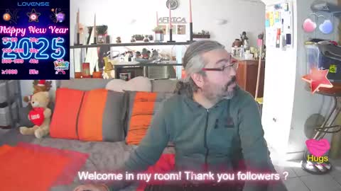 Snapshot of mrandmrsswetness84 chatting on January 13, 12:02 pm MrAndMrsSwetness84 online show from January 13, 12:02 pm