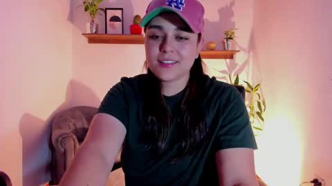 Laura online show from February 17, 2:31 am