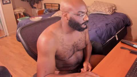 Chuck Daily online show from December 18, 1:37 am