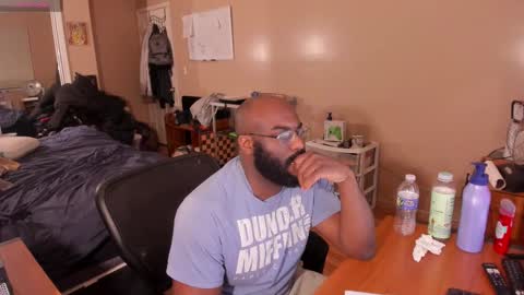 Chuck Daily online show from February 10, 1:24 am