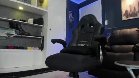 MrFrank. online show from June 17, 3:28 pm