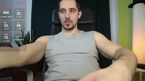 Snapshot of mrgreeneyes01 chatting on February 27, 12:23 pm juan luis online show from February 27, 12:23 pm