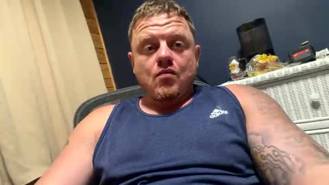 mrhandsome_1 online show from April 4, 12:50 am