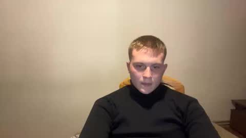 Snapshot of mrheat_ chatting on October 13, 6:43 pm Max online show from October 13, 6:43 pm
