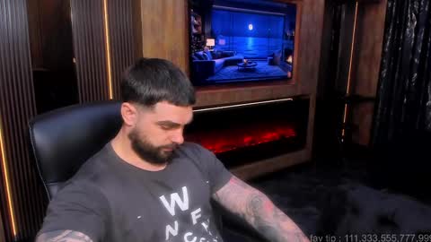 mrkarlhot99 online show from April 28, 7:01 am