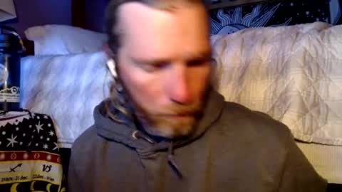 Snapshot of mrmister321 chatting on October 25, 4:35 am mrmister321 online show from October 25, 4:35 am