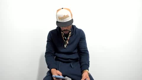 Snapshot of mromg007 chatting on December 20, 7:17 pm mromg007 online show from December 20, 7:17 pm